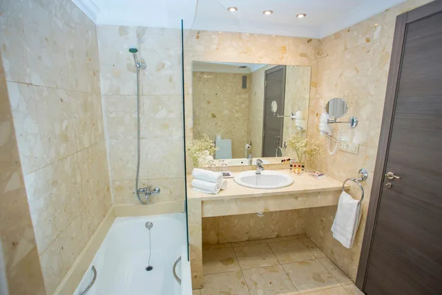 غرفة قياسية ثلاثية، Hotel Borgia 1/1