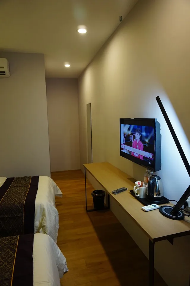 غرفة قياسية بسريرين منفصلين، Super 8 Hotel @ Georgetown 3/6