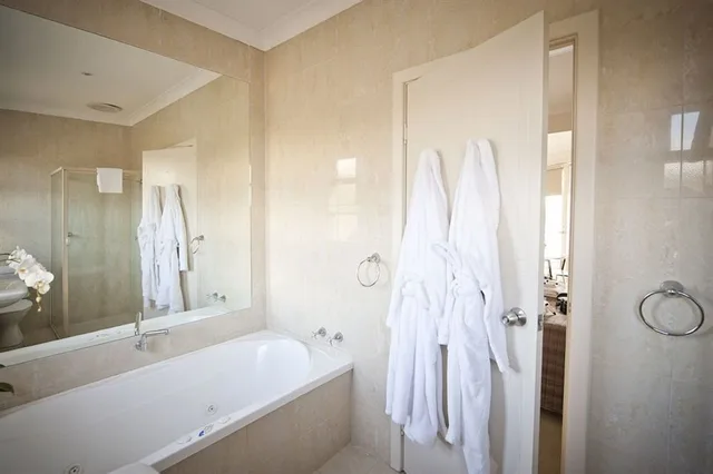 استوديو بسرير كوين بإطلالة على البحر، The Bluff Resort Apartments 5/5
