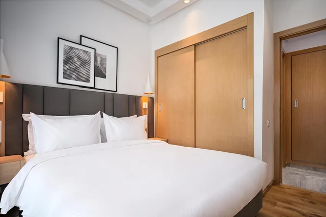 شقة بانورامية بسرير كينج بإطلالة على البحر بغرفتي نوم، Radisson Residences Taghazout Bay 3/10