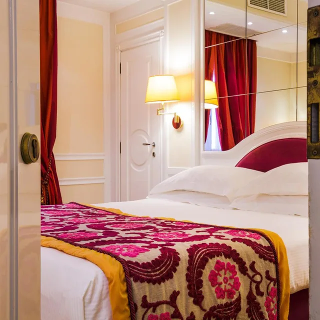 Basic, Double or Twin Bed, Grand Hotel Des Bains 4/6