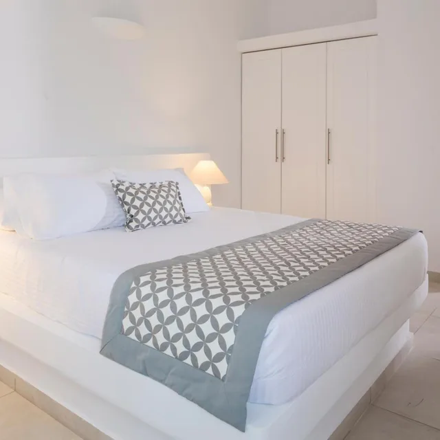 2 Bedrooms, Suite, Sea View, Outdoor Jetted Tub، Amber Light Villas 6/10