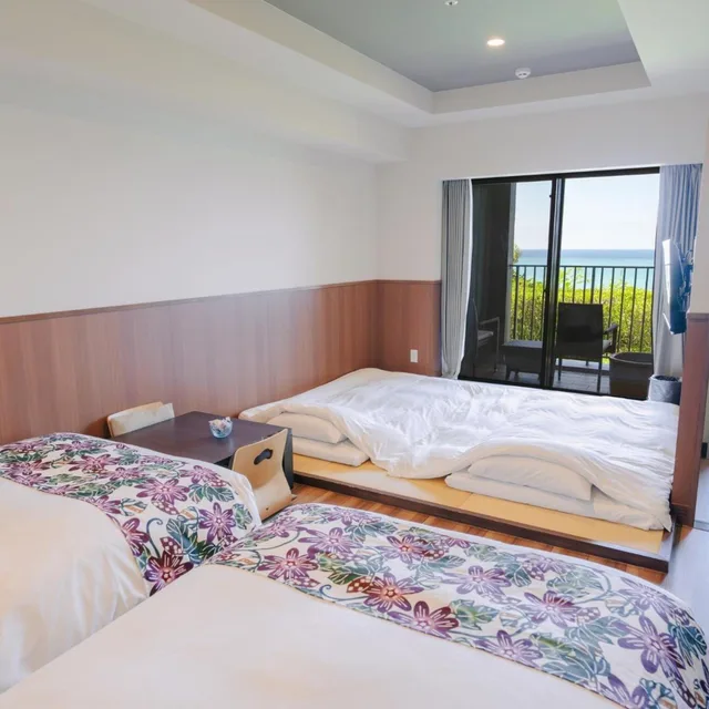 غرفة بسرير فردي بإطلالة على البحر بأرضية تاتامي، Ryukyu Onsen Senagajima Hotel 3/10