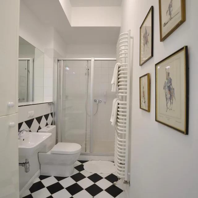 شقة سوبيريور، CRYSTAL SUITES OLD TOWN 2/2