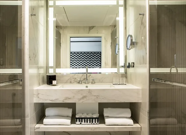 غرفة ديلوكس بسرير كوين، Fauchon L'Hotel Paris 9/10