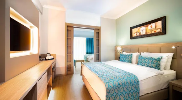 غرفة بسرير مزدوج أو سريرين منفصلين، Aqua Fantasy Aquapark Hotel And Spa All Inclusive 2/6