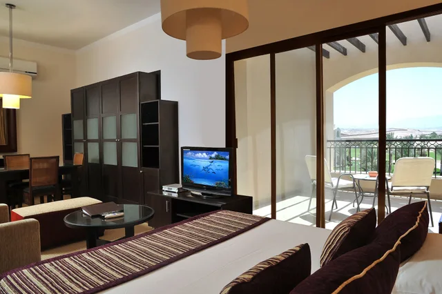 استوديو بسرير كوين، JAZ Neo Saraya Palms 5/6