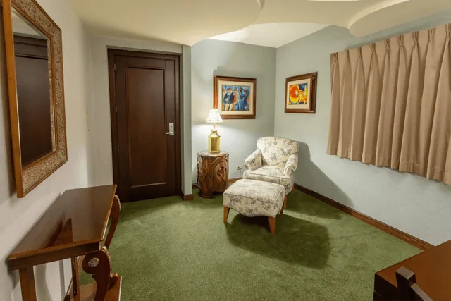 غرفة بسرير كينج بشرفة، Plaza San Martin Hotel 6/7