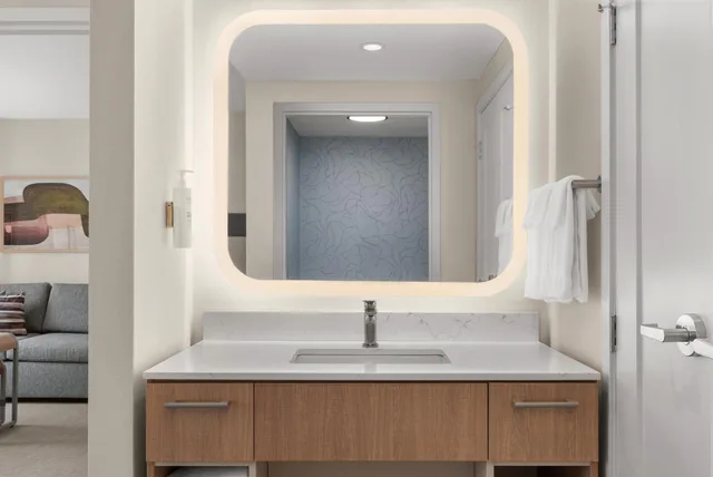 جناح استوديو بسريرين كوين مع أريكة، Homewood Suites By Hilton Burlington 6/9