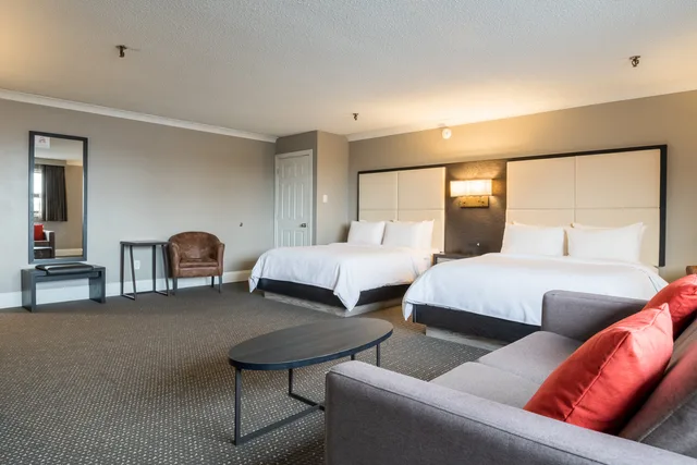 جناح بسريرين، Crowne Plaza Moncton Downtown 1/3