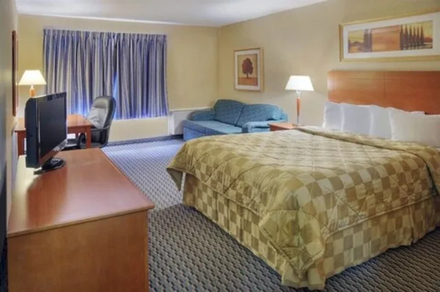 غرفة قياسية بسرير كوين، Comfort Inn London Wellington Road 4/8