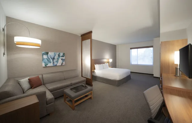 غرفة بسريرين كوين مع أريكة، Hyatt Place Sandestin At Grand Blvd 4/5