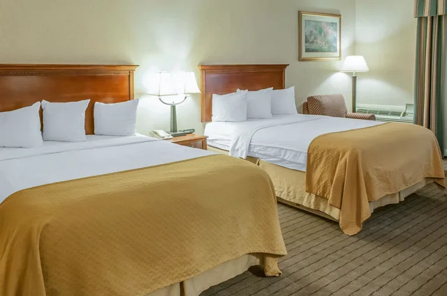 غرفة قياسية بسريرين كوين، Quality Inn & Suites Grants I-40 1/5