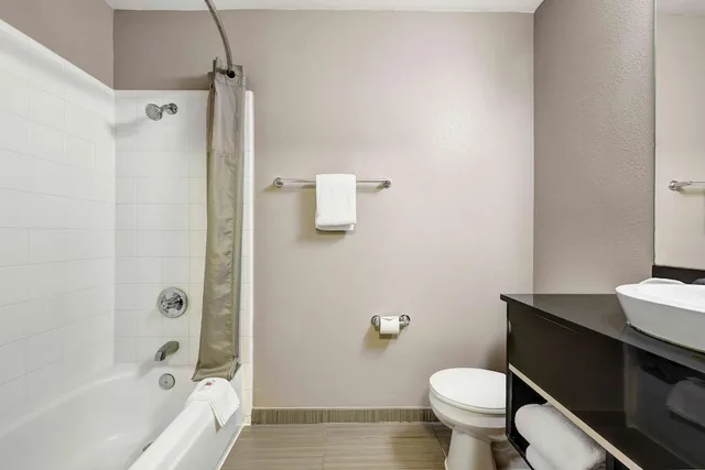 Standard, 2 Queen Beds, Studio6 Mountlake Terrace, WA - Seattle 6/6
