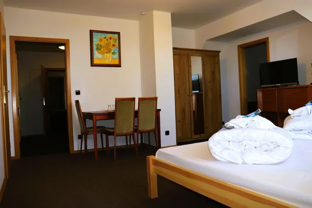 غرفة رباعية بأربعة أسرّة، Hotel Restaurant Schwarzes Ross 1/4