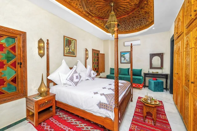 غرفة جونيور بسرير كينج وسرير فردي، Riad Diamond of Marrakech 7/10