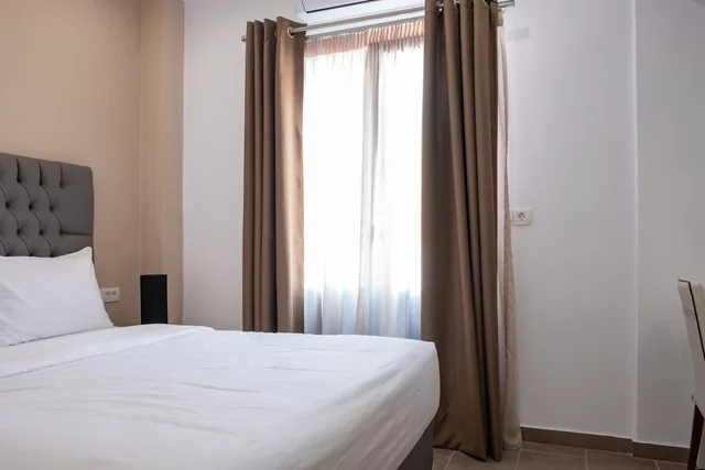 استوديو سوبيريور، Tristhenia Hotel 6/10