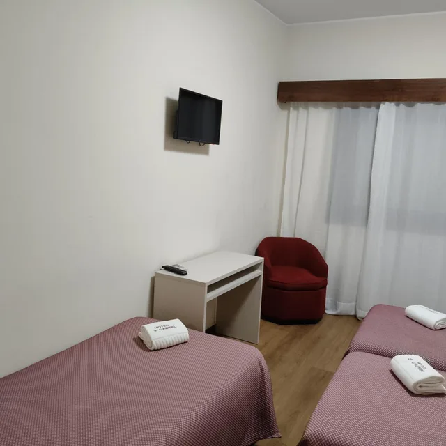 غرفة ثلاثية، HOTEL SAO GABRIEL(FORMERLY Solar Residencial S. Gabriel) 4/8