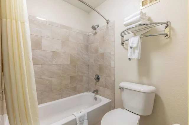 غرفة قياسية بسريرين كوين، Quality Inn Southaven - Memphis South 4/4