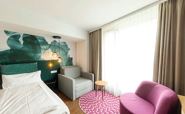 غرفة بسريرين منفصلين، DORMERO Hotel Freiburg 3/5