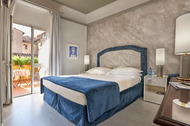 غرفة بسريرين منفصلين بشرفة، Rivoli Boutique Hotel 4/10