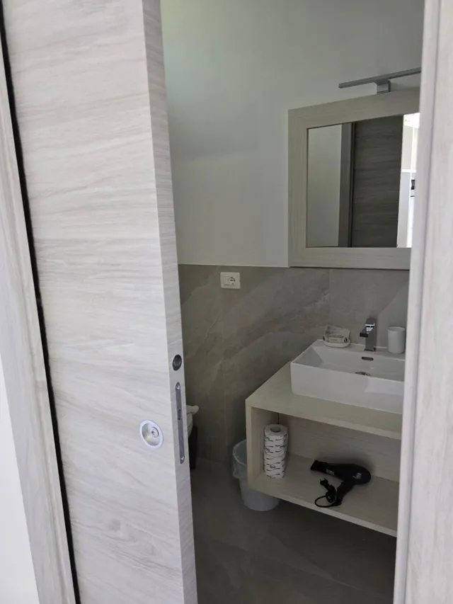 غرفة ثلاثية، Hotel La Praia 9/10