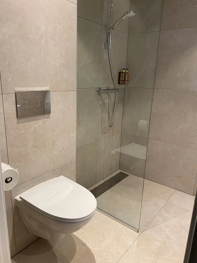 غرفة بسرير مزدوج، Rognan Hotell 2/3