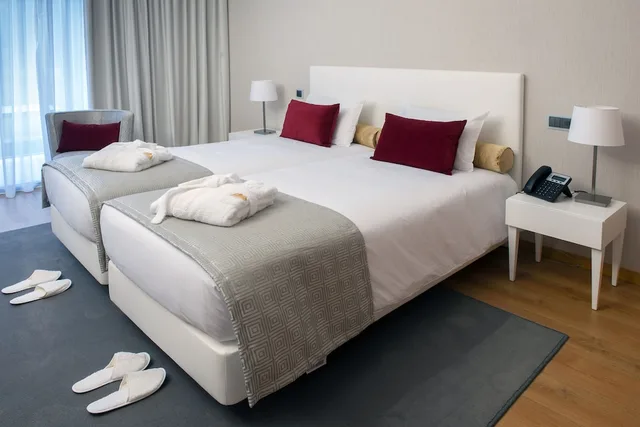 غرفة بسريرين منفصلين، Hotel Parque Serra Da Lousa 3/3