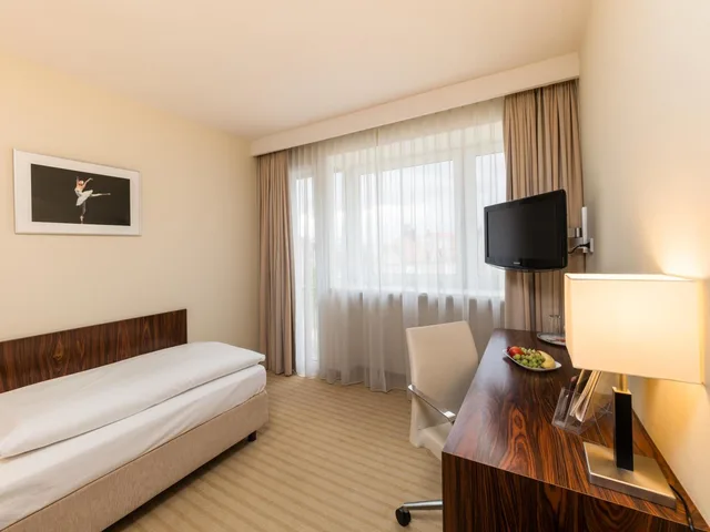 Courtyard, Standard, Single، Hotel an der Oper 4/10