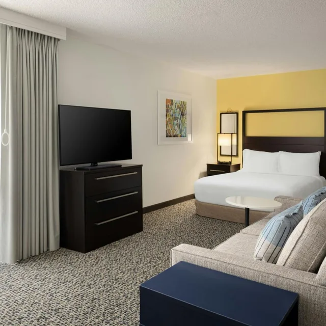 استوديو بسرير كوين مع أريكة بحوض استحمام لذوي الإعاقة، Residence Inn by Marriott Palo Alto Mountain View 1/9