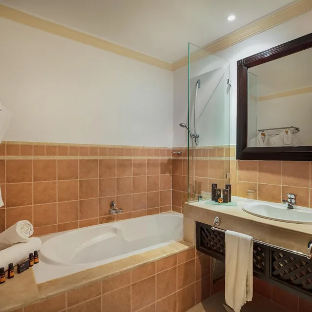 جناح جونيور، Grand Mogador Aqua Resort 4/6