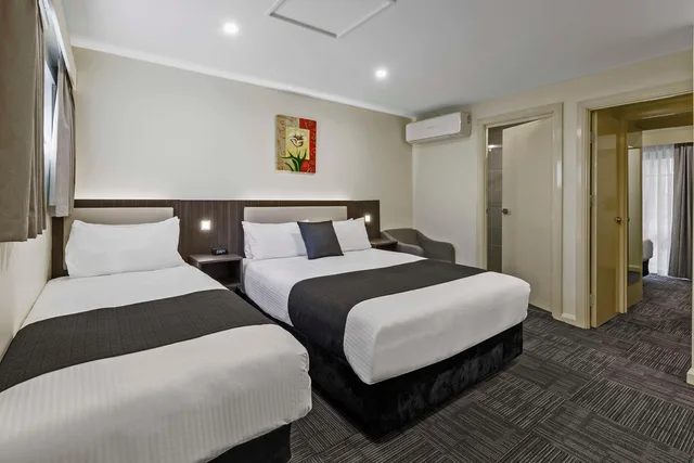 Efficiency, Single Bed, Queen Bed، Quality Hotel Melbourne Airport 5/8