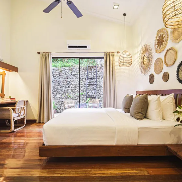 Penthouse Suite، The Strand Boutique Resort 1/8