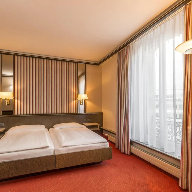 غرفة بسرير كينج، Hotel Monopol Luzern 2/10