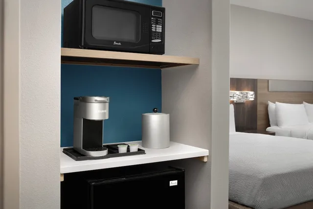 غرفة قياسية بسريرين كوين، Holiday Inn Express Hotel Suites Chambersburg 7/7