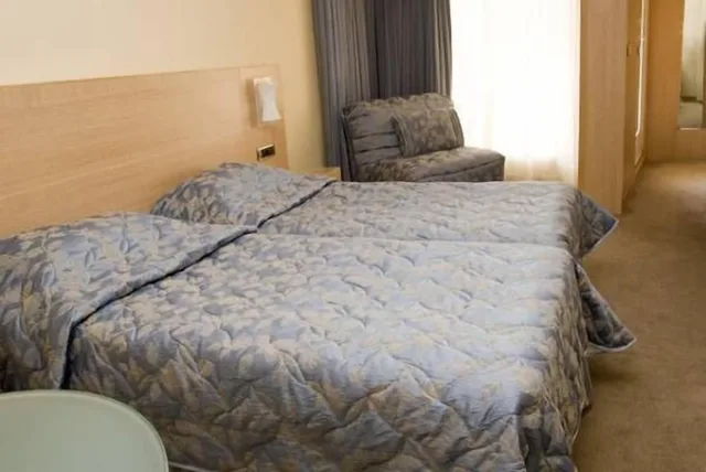 غرفة قياسية بسرير مزدوج، Hotel Le Rocher 3/7