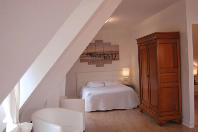 فيلا فاخرة بسريرين كوين بـ4 غرف نوم بحوض استحمام، La Malouiniere Des Longchamps 5/10