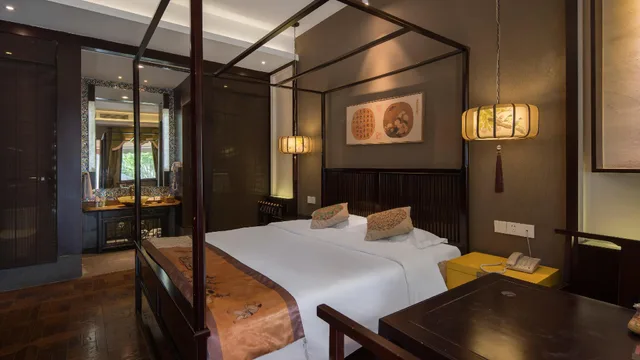 Garden, Deluxe, King Bed، Tongxiang Wuzhen Yuexiang Inn 3/3