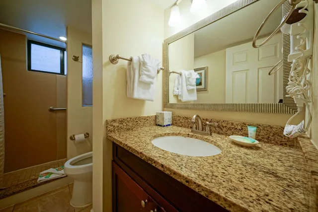 1 Bedroom, Studio, Queen Bed, Ocean Front, Sofa, Kitchen، La Costa Beach Club 4/9