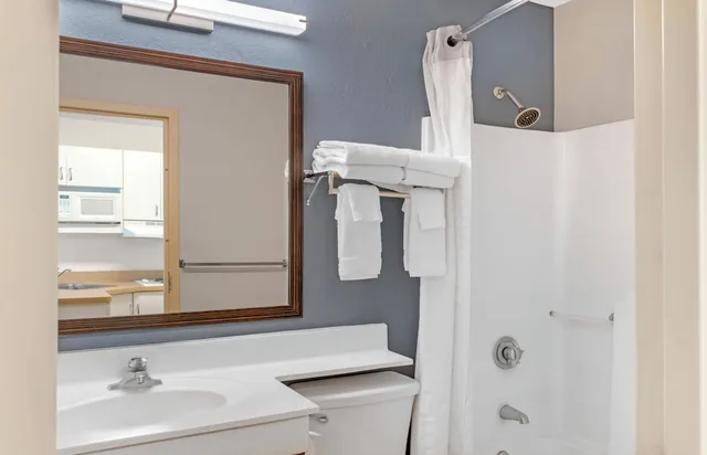 استوديو بسريرين كوين، Extended Stay America - El Paso - West 7/8