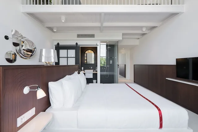 Maisonette, King Bed, Sofa، Ruby Bea Hotel Florence 1/3