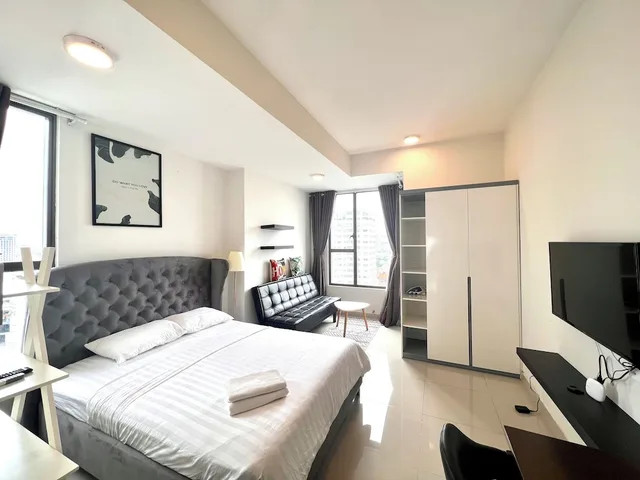 استوديو بسرير كينج، Spacious Saigon 1/5