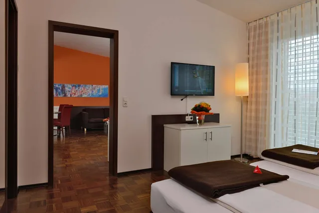 جناح بسرير مزدوج بمنطقة جلوس، Best Western Plus Konrad Zuse Hotel 1/2