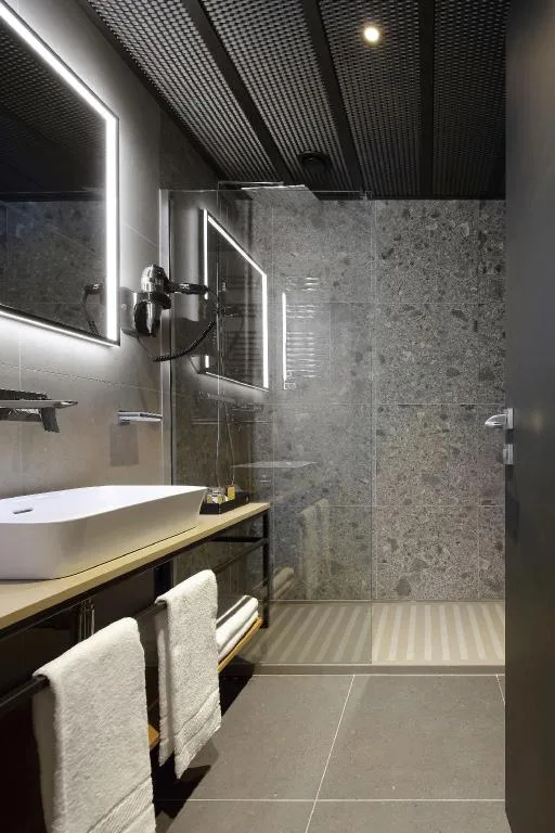 غرفة ديلوكس بسرير كينج بشرفة بإطلالة، Versoverde Alzaia Naviglio Grande 3/3