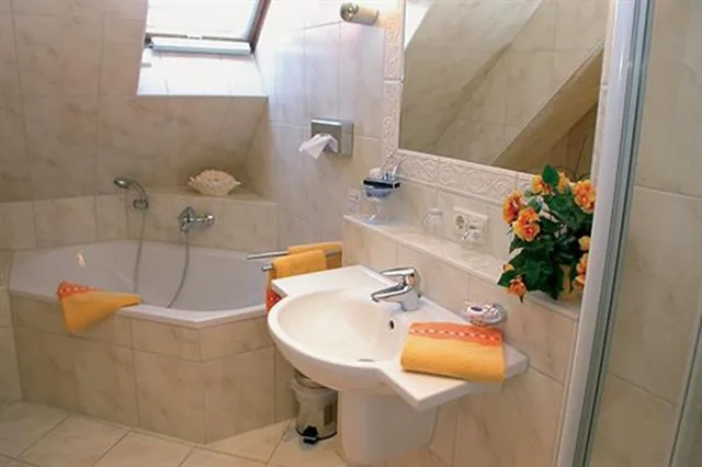 غرفة سوبيريور بسرير مزدوج بشرفة، HOTEL AUGUSTA 4/5
