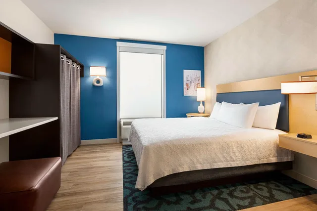 Studio, Suite, King Bed, Home2 Suites by Hilton New York Long Island City/ Manhattan View 2/3