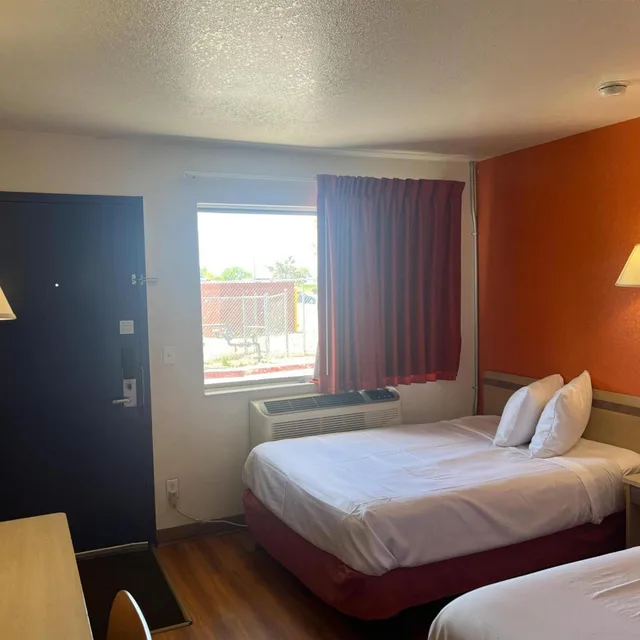 غرفة رباعية، Motel6 Fort Collins, CO 1/10