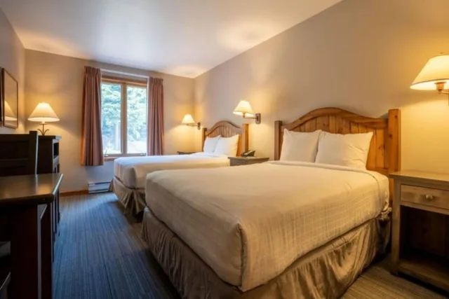 1 Bedroom, Family Suite, 2 Queen Beds, Sofa, Nancy Greene's Cahilty Lodge 5/10