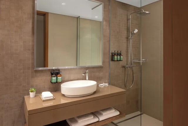 2 Bedrooms, Suite, 1 King and 1 Single Beds, Kitchen, Staybridge Suites Dubai Business Bay 2/3