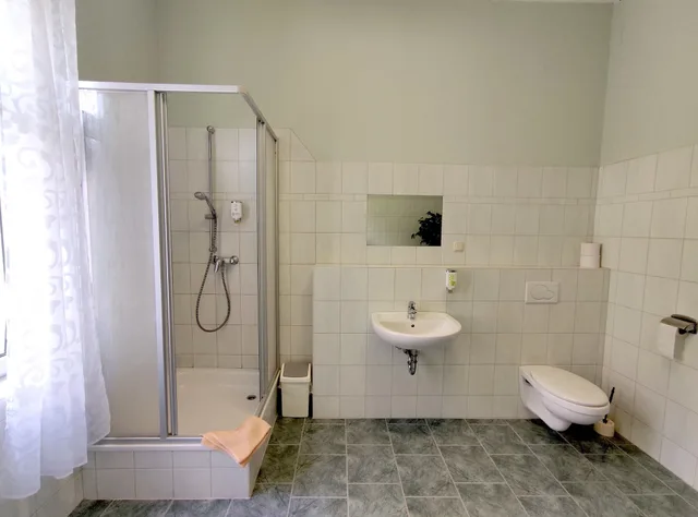 غرفة بسرير كينج بحمام مشترك، Hotel Waldmuhle 6/6